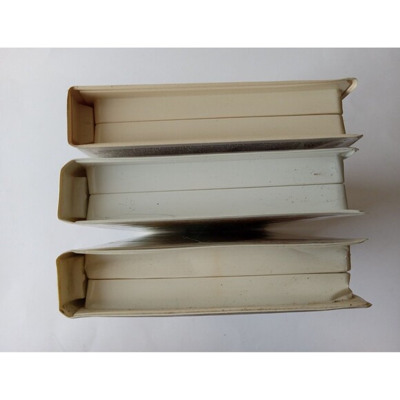 Lot of 3 VHS Clamshell Kids: Spirit, Chicken Run, The Pebble & the Penguin - Picture 10 of 10